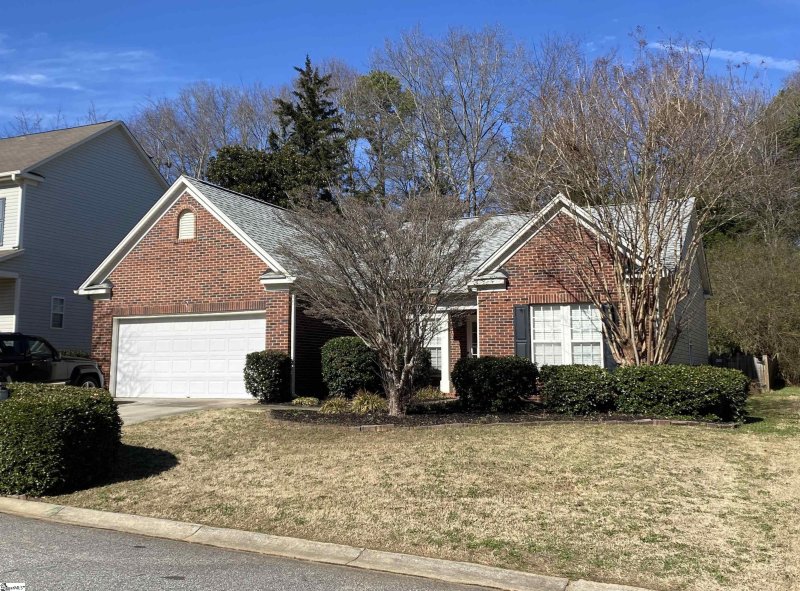 Property image 2 at 6 Bathurst Lane, Simpsonville, SC 29681