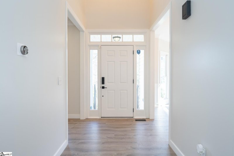 Property image 4 at 815 Worchester Place, Simpsonville, SC 29680