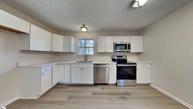 Property image 4 at 4 Reagan Way, Fountain Inn, SC 29644