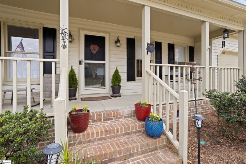 Property image 3 at 202 Bright Water Lane, Greenville, SC 29609-6002