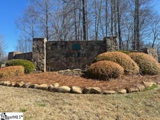Property image 2 of 260 Audubon Acres Drive in Audubon Acres, Easley, SC 29642-2449