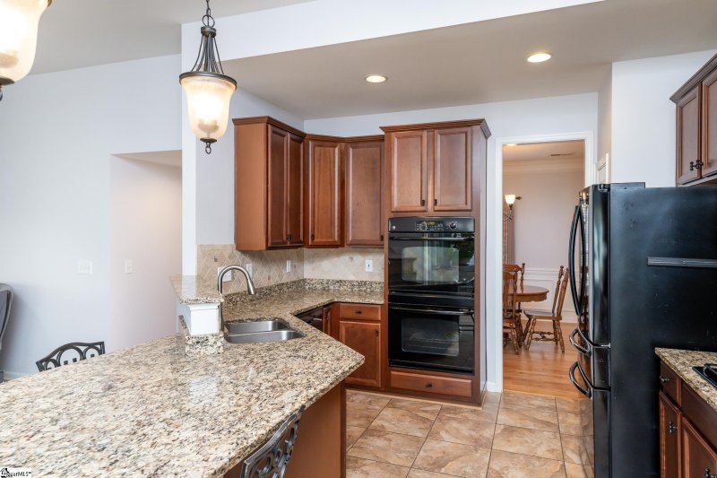 Property image 4 at 304 Allendale Abbey Lane, Simpsonville, SC 29681