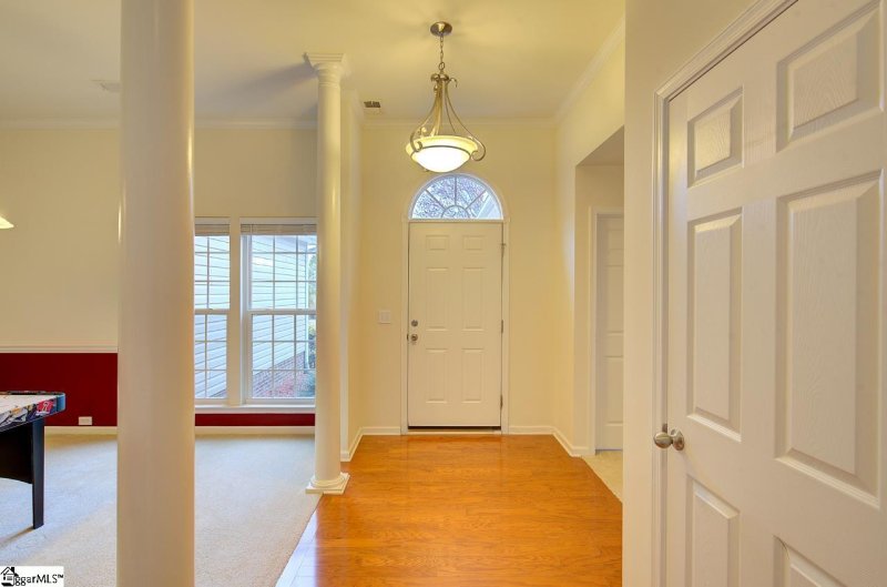 Property image 5 at 14 Water Reach Lane, Simpsonville, SC 29681