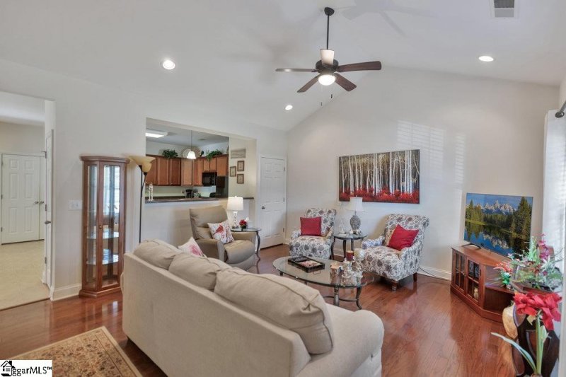 Property image 4 at 43 Hillsborough Drive, Anderson, SC 29621