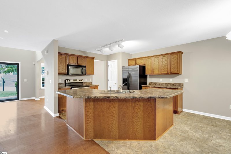 Property image 3 at 340 Faulkner Drive, Moore, SC 29369