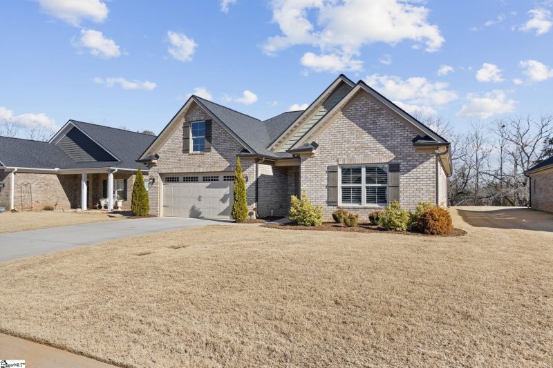 Property image 2 at 118 Pleasant Drive, Easley, SC 29642