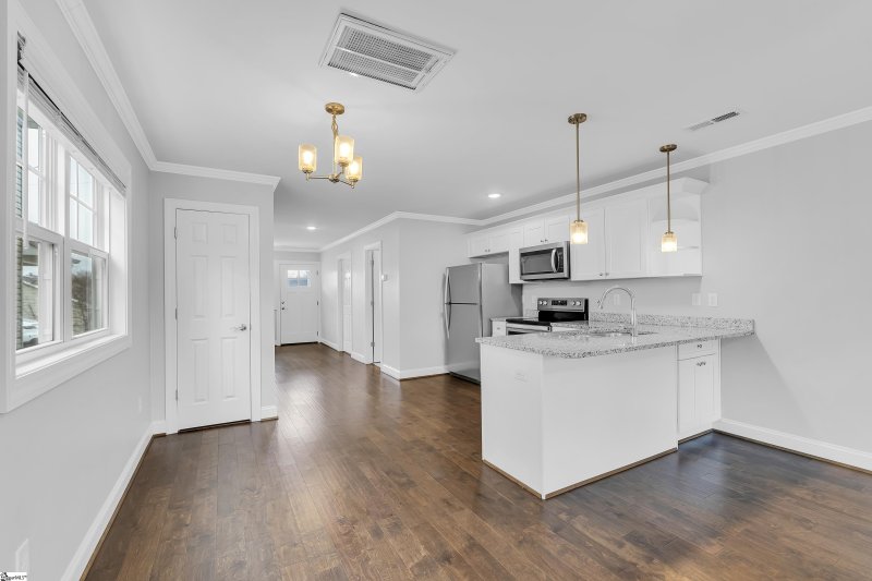 Property image 5 at 4 Chaney Street, Greenville, SC 29607