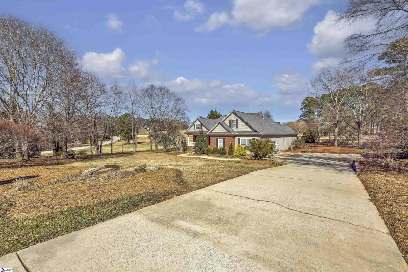 Property image 2 at 186 Pheasant Way, Fountain Inn, SC 29644