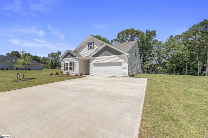 Property image 3 at 7027 Fairview Falls Drive, Chesnee, SC 29323