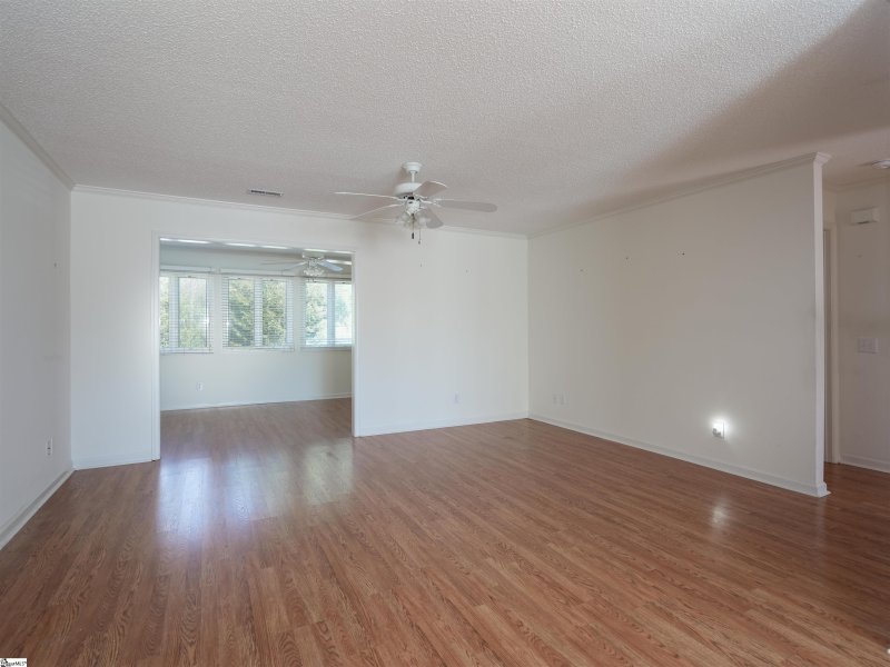 Property image 3 at 305 Milstead Way, Greenville, SC 29615-5342