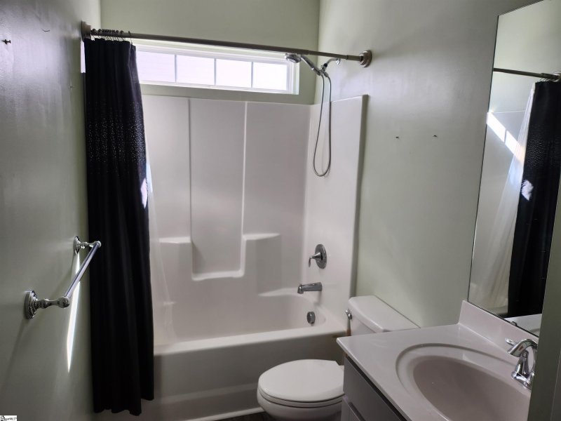 Property image 4 of 120 Aleppo Lane in The Pines, Greer, SC 29651