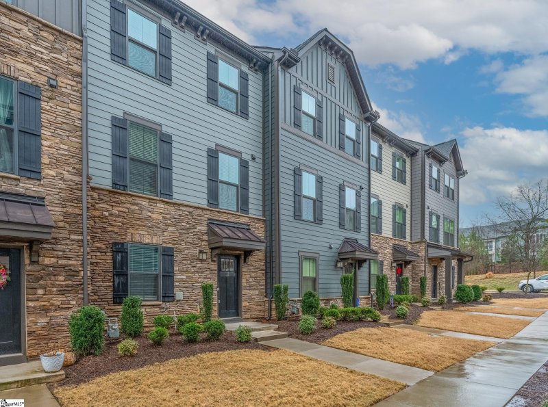 Property image 2 at 11 Stinson Road, Greenville, SC 29607