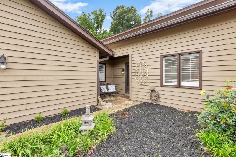 Property image 2 at 312 Skylark Circle, Greer, SC 29650