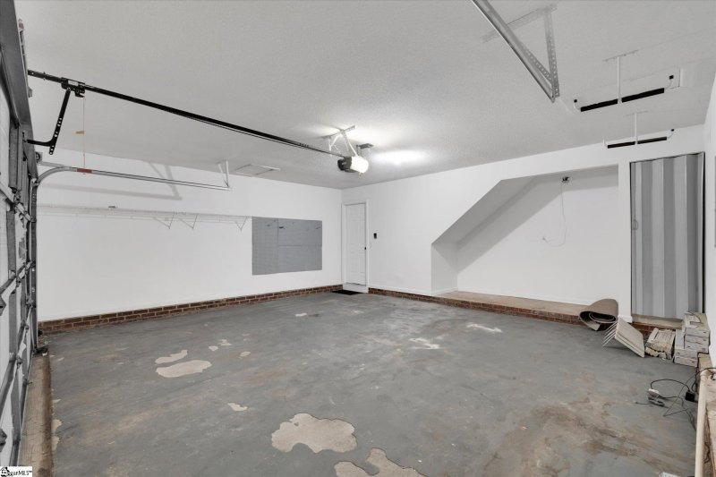 Property image 5 at 9 Stapleford Park Drive, Greenville, SC 29607