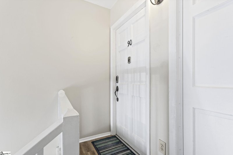 Property image 4 at 925 Cleveland Street, Greenville, SC 29601