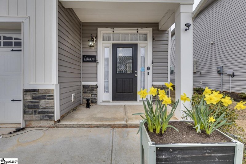 Property image 2 at 118 Highland Park Court, Easley, SC 29642