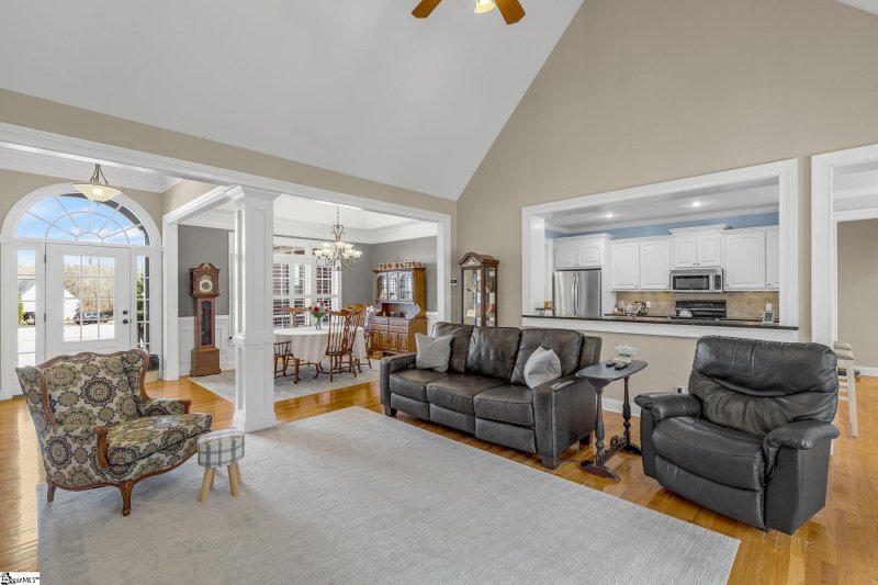 Property image 3 at 107 Birch Meadow Drive, Piedmont, SC 29673