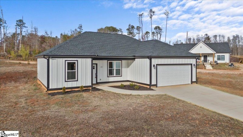 Property image 3 at 125 Shasta Drive, Greenville, SC 29605