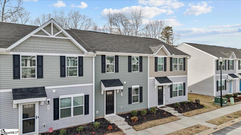 Property image 2 at 23 Tidworth Drive, Greer, SC 29651