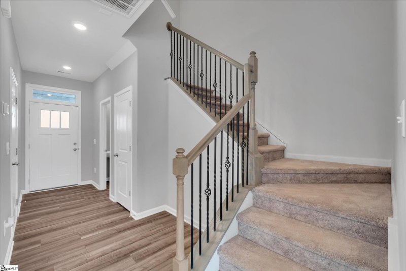 Property image 4 at 315 E Compass Way, Easley, SC 29640