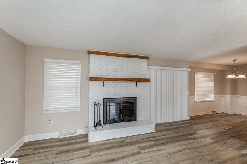 Property image 4 at 905 Brentwood Way, Simpsonville, SC 29680