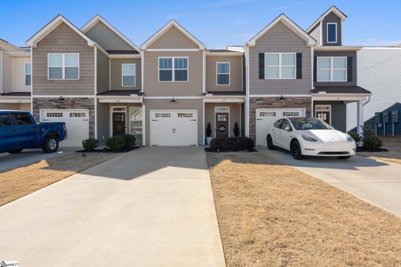 Property image 2 at 129 Rushing Creek Lane, Piedmont, SC 29673