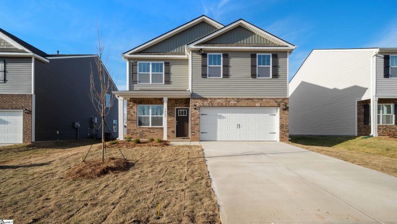Property image 2 at 1068 White Willow Drive, Spartanburg, SC 29303