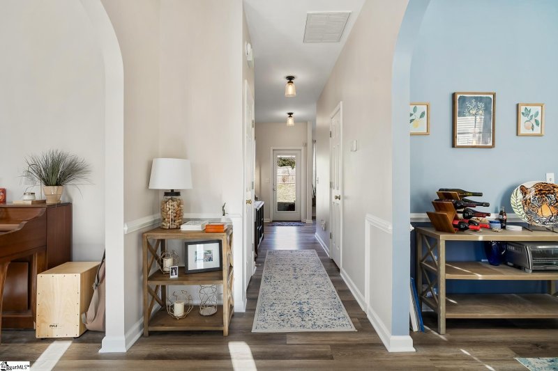 Property image 3 at 202 Whixley Lane, Greenville, SC 29607