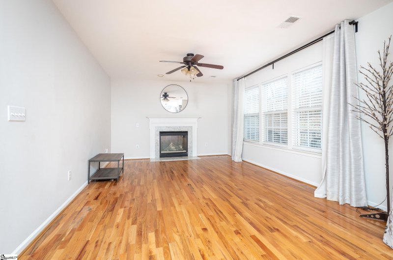 Property image 5 at 215 Windsong Drive, Greenville, SC 29615