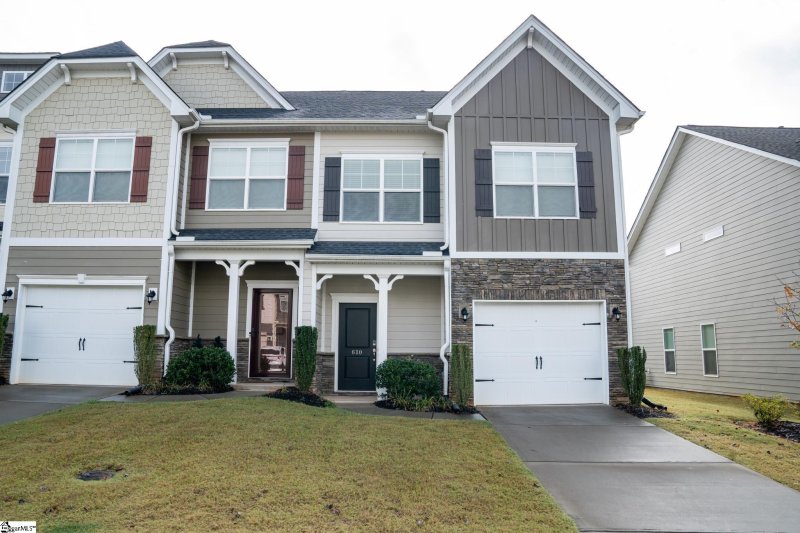 Property image 2 at 610 Springbranch Drive, Simpsonville, SC 29680