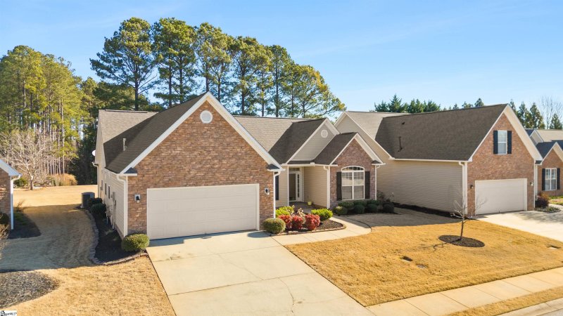 Property image 2 at 6 Wild Thorn Lane, Greenville, SC 29615