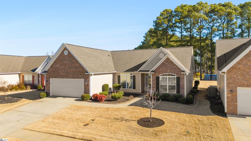 Property image 3 at 6 Wild Thorn Lane, Greenville, SC 29615