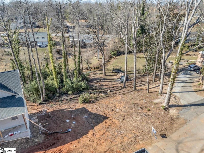 Property image 4 of 31 Arbutus Trail in Overbrook, Greenville, SC 29607