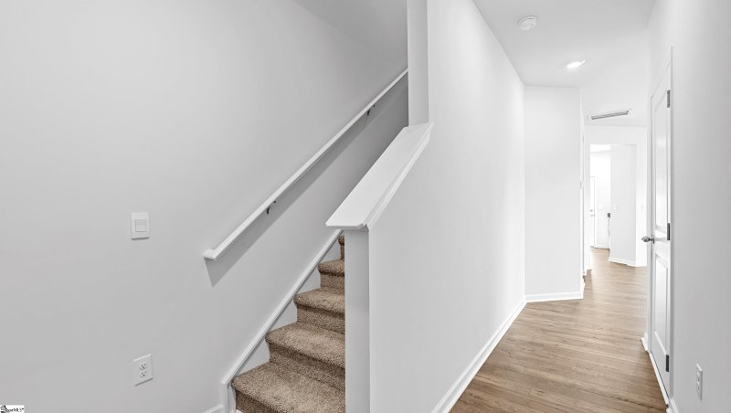 Property image 3 at 104 Sunriff Court, Greer, SC 29651