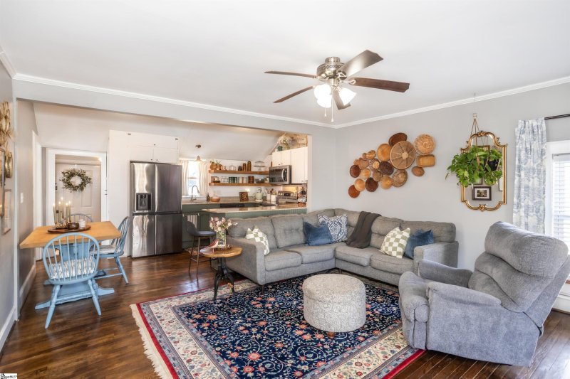 Property image 5 at 202 Woodside Avenue, Fountain Inn, SC 29644