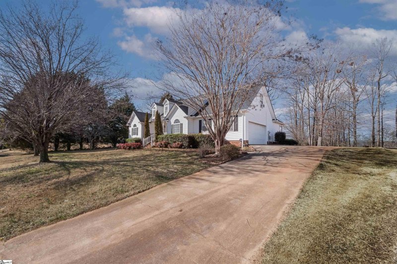 Property image 3 at 101 Hallmark Lane, Easley, SC 29640