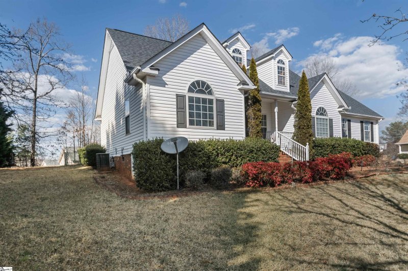 Property image 4 at 101 Hallmark Lane, Easley, SC 29640