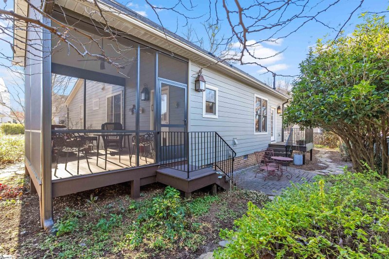 Property image 4 at 5 Riverside Drive, Greenville, SC 29605