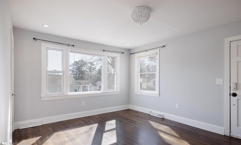 Property image 4 at 23 Bridwell Avenue, Greenville, SC 29607