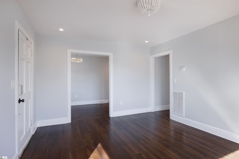 Property image 5 at 23 Bridwell Avenue, Greenville, SC 29607