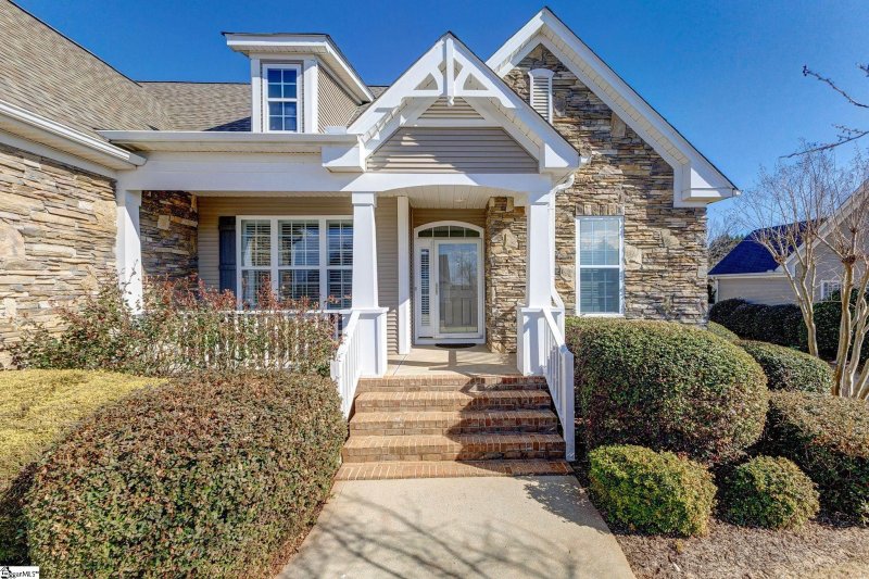 Property image 3 at 213 Medford Drive, Greer, SC 29650