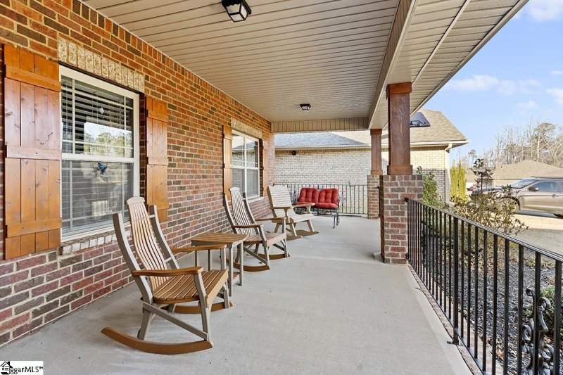 Property image 2 at 107 Starlight Drive, Greenville, SC 29605