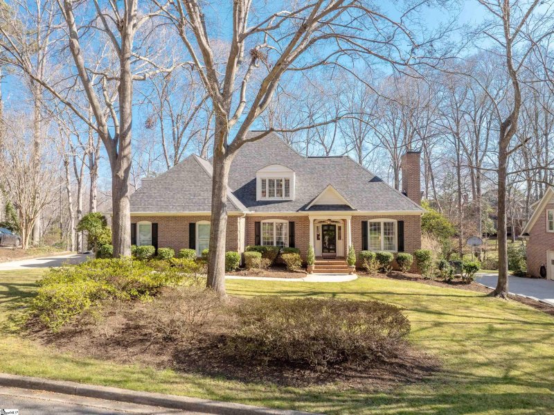 Property image 2 at 8 Laurel Oak Trail, Simpsonville, SC 29681