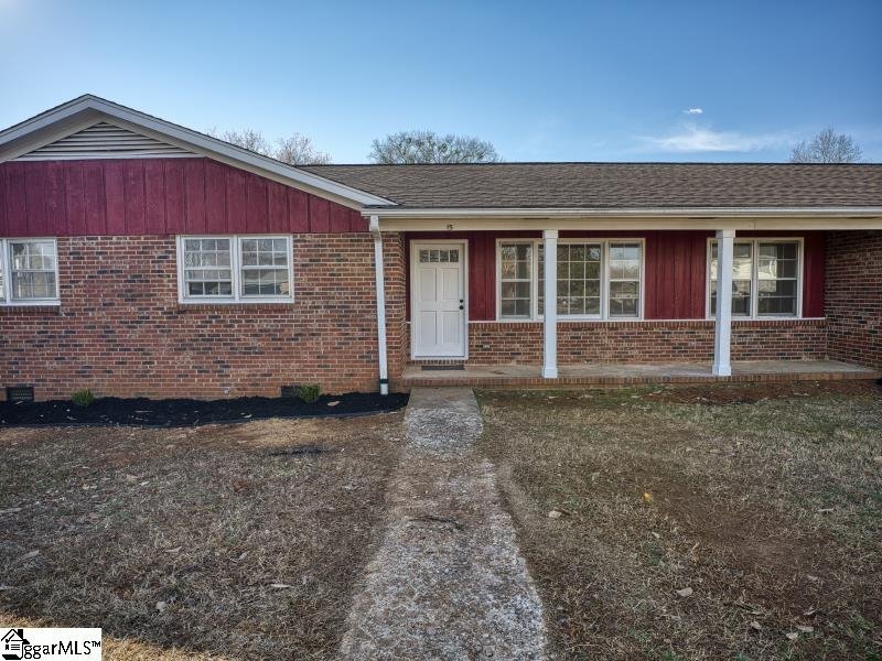 Property image 2 at 15 Mistletoe Drive, Greenville, SC 29617