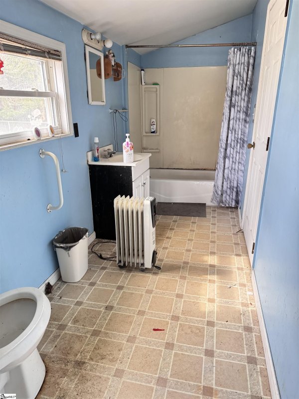 Property image 4 at 203 Delano Avenue, Greer, SC 29650-1815