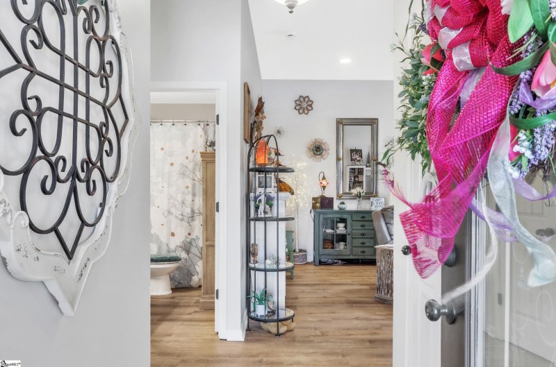 Property image 3 at 17 Mcfadden Drive, Simpsonville, SC 29680