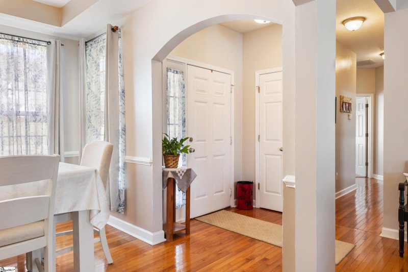 Property image 4 at 145 Brooke Lee Circle, Taylors, SC 29687