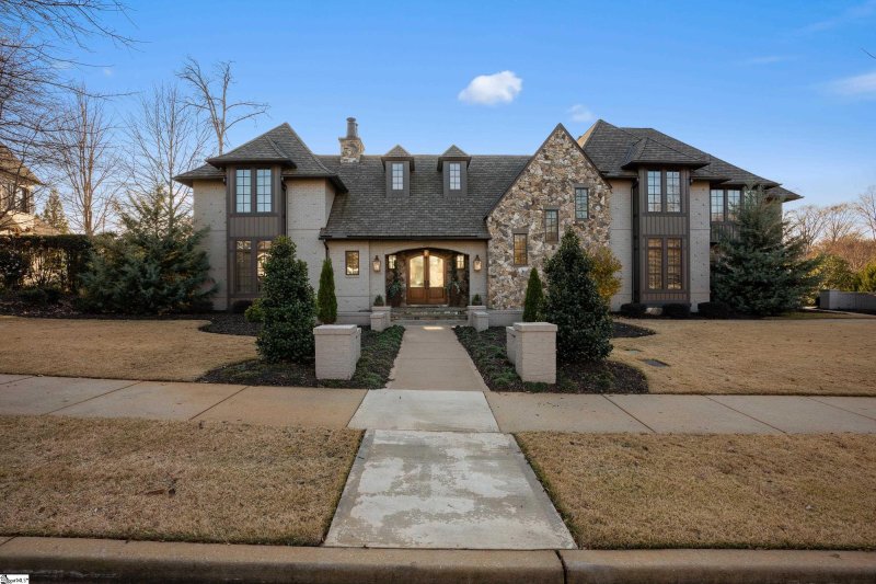Property image 2 at 317 Welling Circle, Greenville, SC 29607