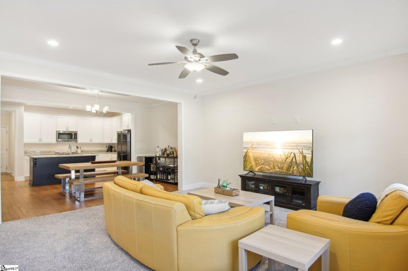 Property image 5 at 134 Danvers Road, Greenville, SC 29607