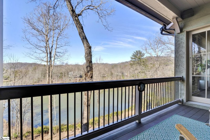 Property image 5 at 204 Lake Hills Lane, Travelers Rest, SC 29690